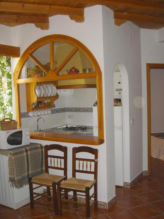 Apartamentos Buganvilla Villaluenga Del Rosario Quarto foto